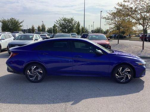 2025 Hyundai ELANTRA Sport