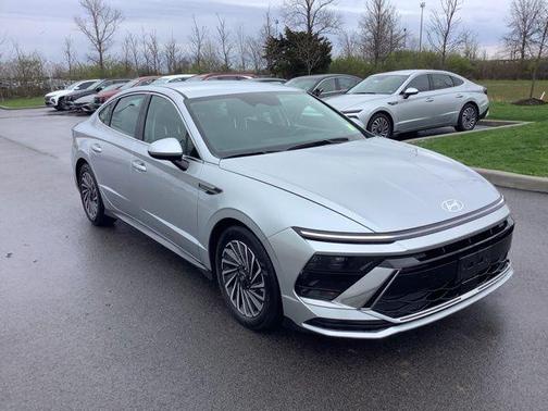 2024 Hyundai SONATA Hybrid SE