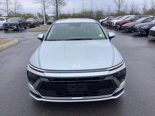 2024 Hyundai SONATA Hybrid SE