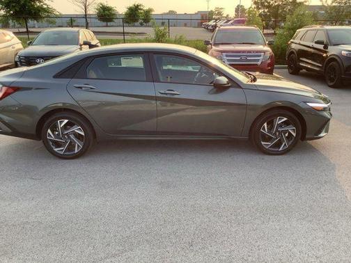 2025 Hyundai ELANTRA Sport