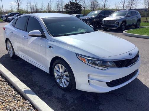 2018 Kia Optima LX