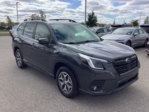 2022 Subaru Forester Premium