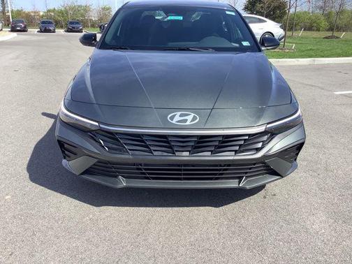 2025 Hyundai ELANTRA Sport