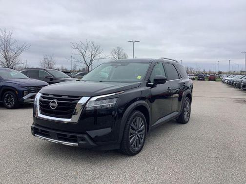2024 Nissan Pathfinder SL 4WD