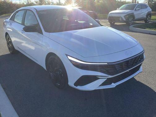 2026 Hyundai ELANTRA HEV SEL Sport