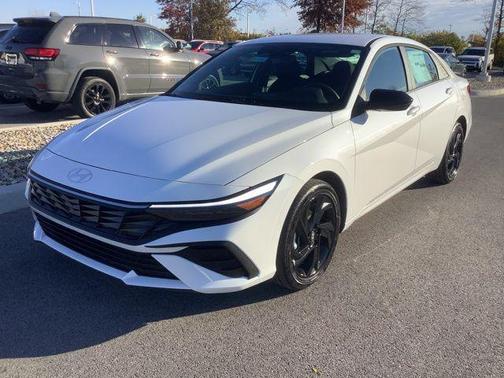 2026 Hyundai ELANTRA HEV SEL Sport