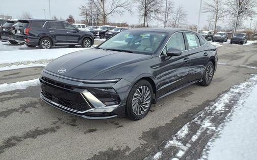 2026 Hyundai SONATA Hybrid SE