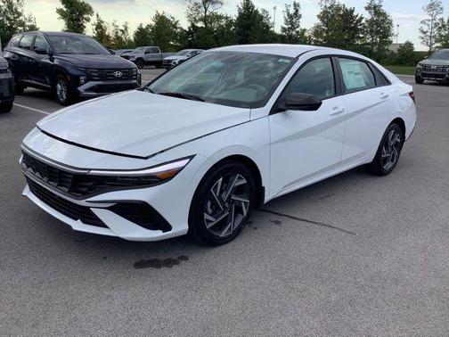 2025 Hyundai ELANTRA Sport