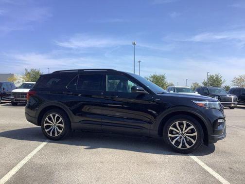 2022 Ford Explorer ST-Line