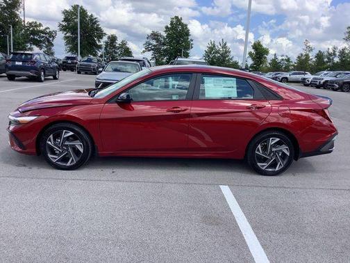 2025 Hyundai ELANTRA Sport
