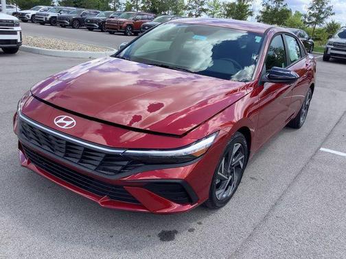 2025 Hyundai ELANTRA Sport