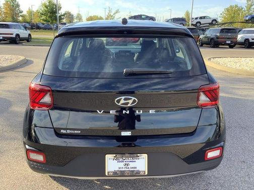 2026 Hyundai VENUE SE