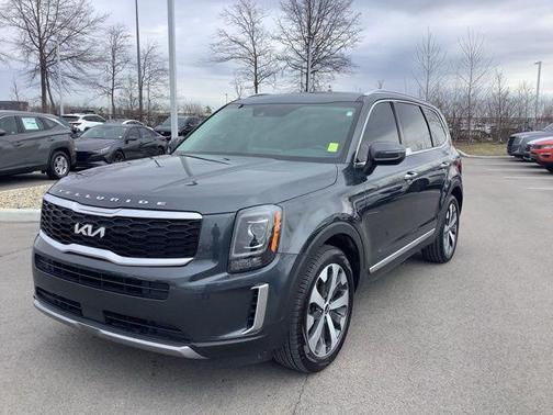 2022 Kia Telluride S