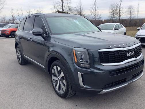 2022 Kia Telluride S