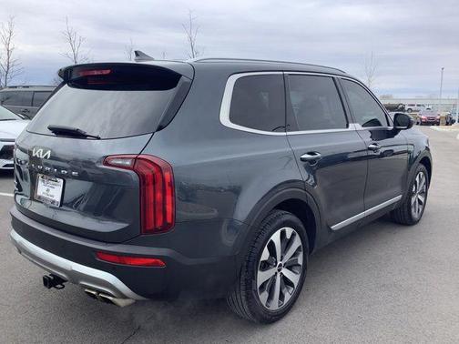 2022 Kia Telluride S