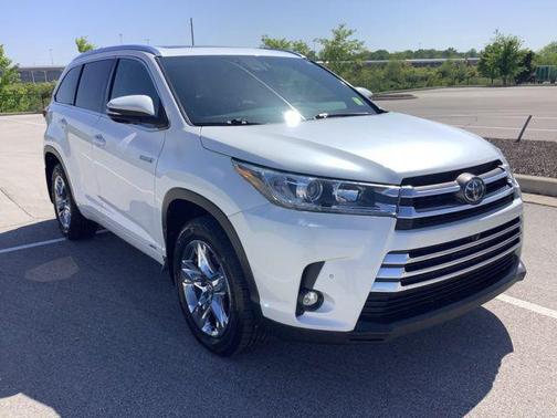 2019 Toyota Highlander Hybrid Platinum
