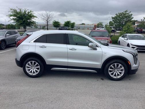 2021 Cadillac XT4 Premium Luxury