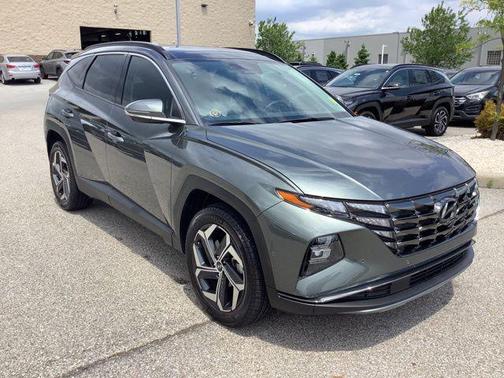 Amazon Gray 2022 Hyundai TUCSON Limited