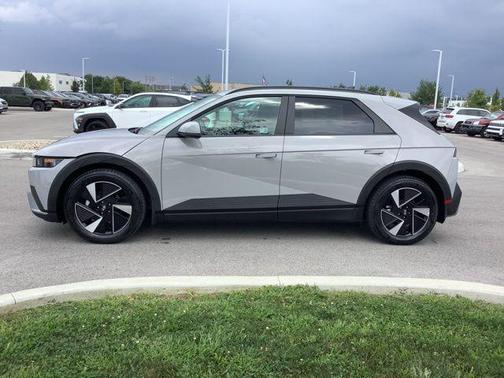 2025 Hyundai IONIQ 5 SEL