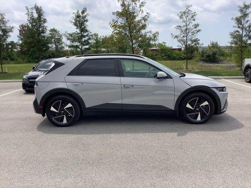 2025 Hyundai IONIQ 5 SEL