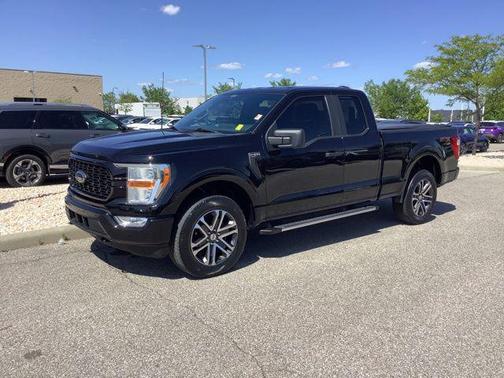Agate Black Metallic 2022 Ford F-150 XL