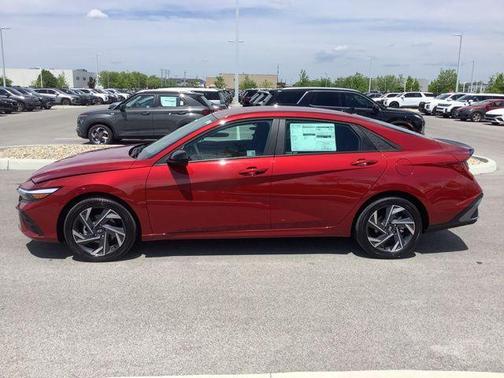 2025 Hyundai ELANTRA Sport
