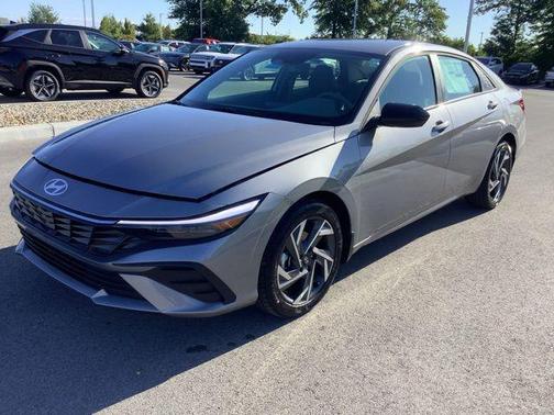 2025 Hyundai ELANTRA Sport