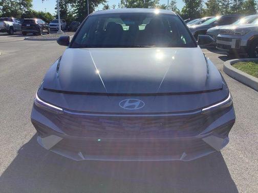 2025 Hyundai ELANTRA Sport