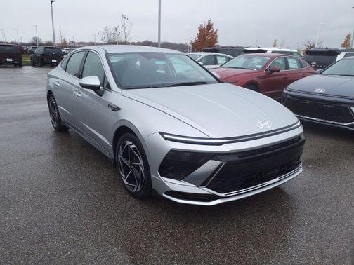 2026 Hyundai SONATA SEL