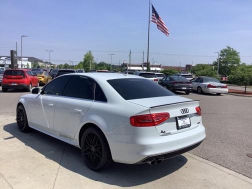 2015 Audi A4 2.0T Premium Plus