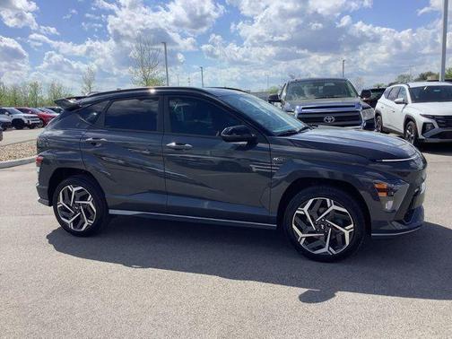 Ecotronic Gray Pearl w/Black Roof 2024 Hyundai KONA N Line