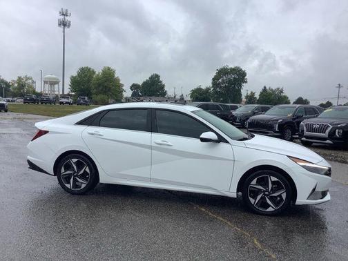 2023 Hyundai ELANTRA HEV Limited