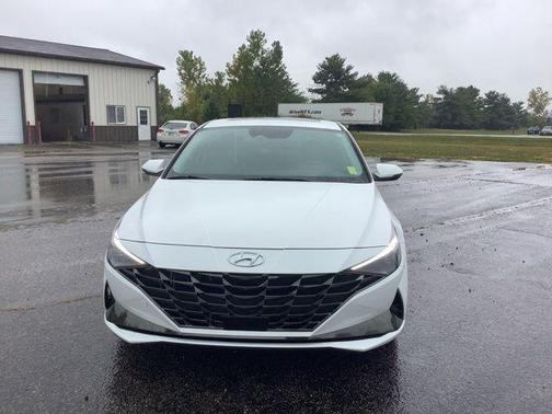2023 Hyundai ELANTRA HEV Limited