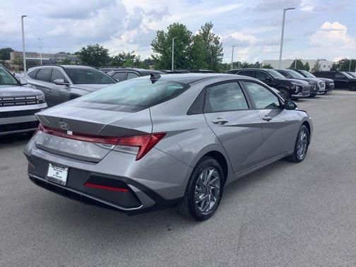 2025 Hyundai ELANTRA HEV Blue