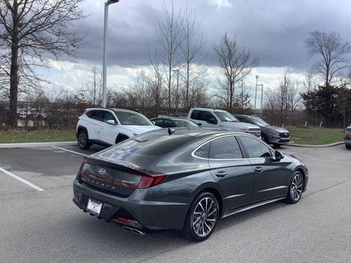 2023 Hyundai SONATA Limited