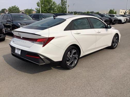 2025 Hyundai ELANTRA Sport