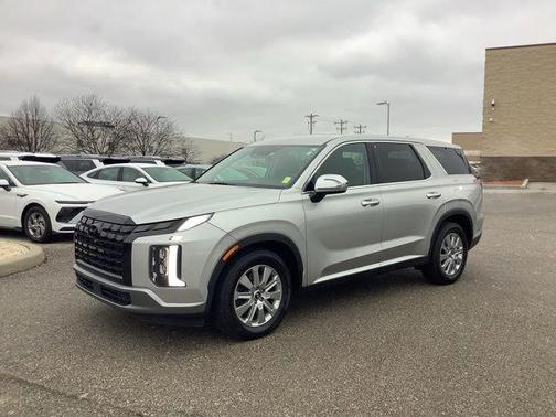 2023 Hyundai PALISADE SE