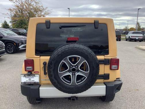 2013 Jeep Wrangler Unlimited Sahara