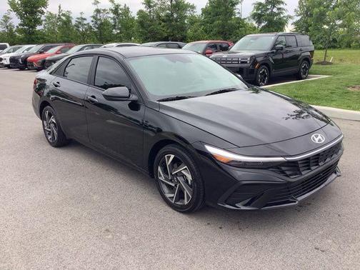 2025 Hyundai ELANTRA HEV SEL Sport