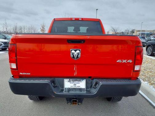 2018 RAM 2500 Tradesman Crew Cab 4x4 6'4' Box