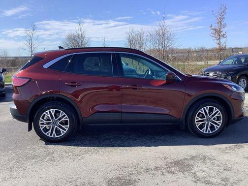 2021 Ford Escape SEL