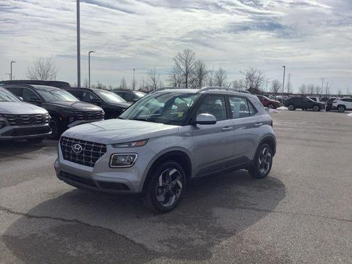 2026 Hyundai VENUE SEL