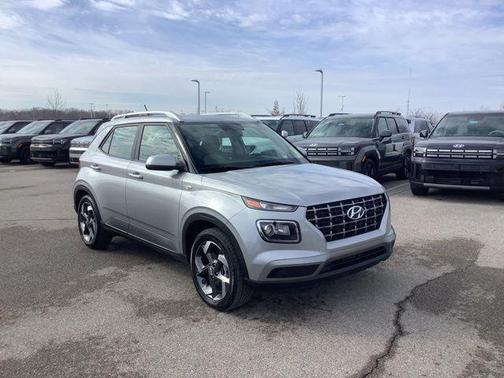 2026 Hyundai VENUE SEL