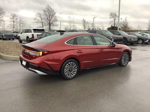 2026 Hyundai SONATA Hybrid Limited