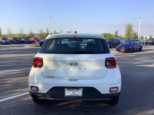 2026 Hyundai VENUE SE