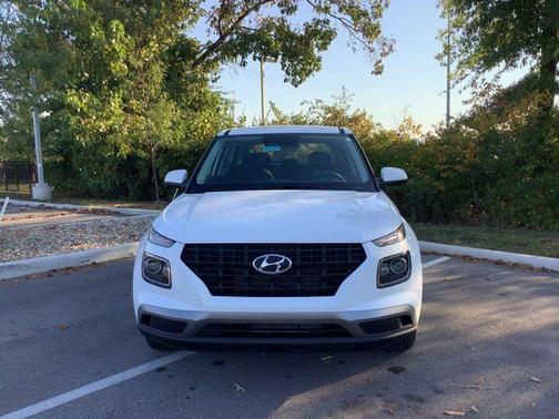 2026 Hyundai VENUE SE
