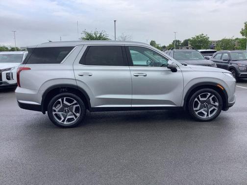 Typhoon Silver 2025 Hyundai PALISADE SEL Premium