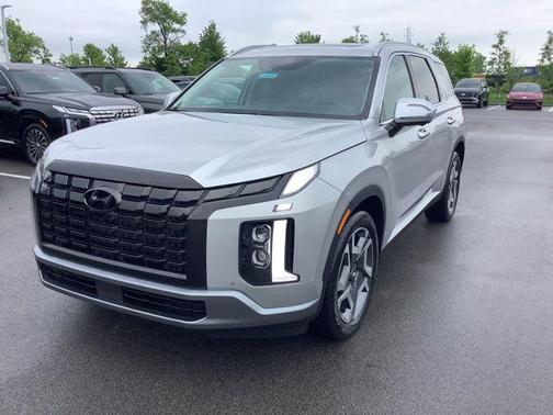 Typhoon Silver 2025 Hyundai PALISADE SEL Premium
