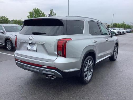 Typhoon Silver 2025 Hyundai PALISADE SEL Premium
