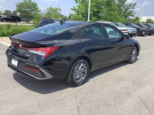 2025 Hyundai ELANTRA HEV Blue